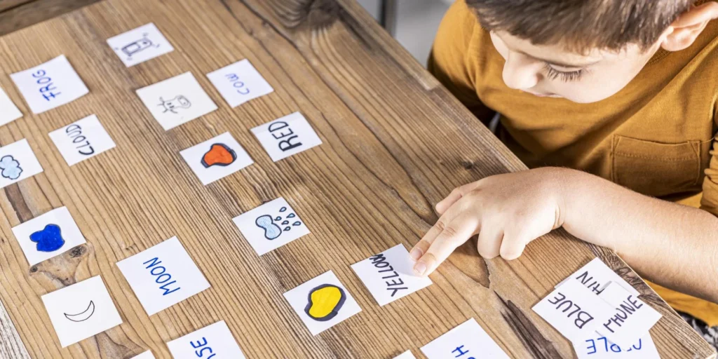 Present Simple - Constructing Sentences with Word Cards